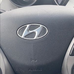 Meet your Posher, Dickson